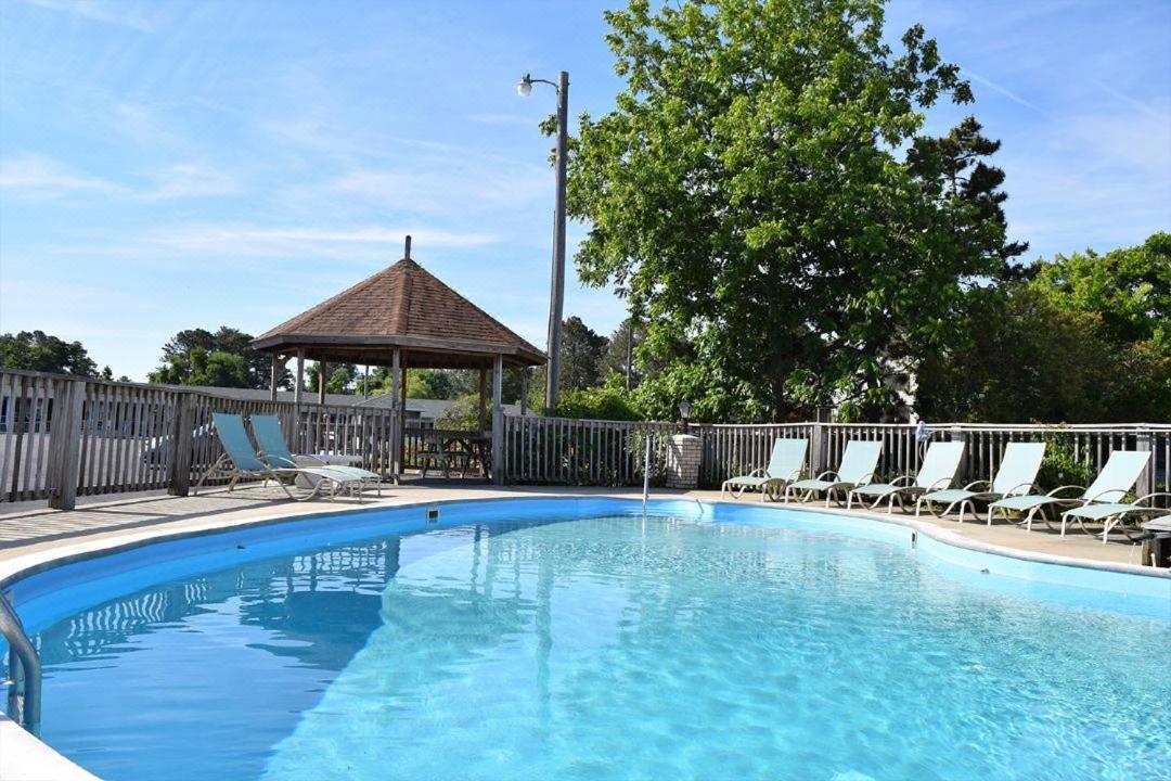 Birchwood Inn Чинкотиг Екстериор снимка