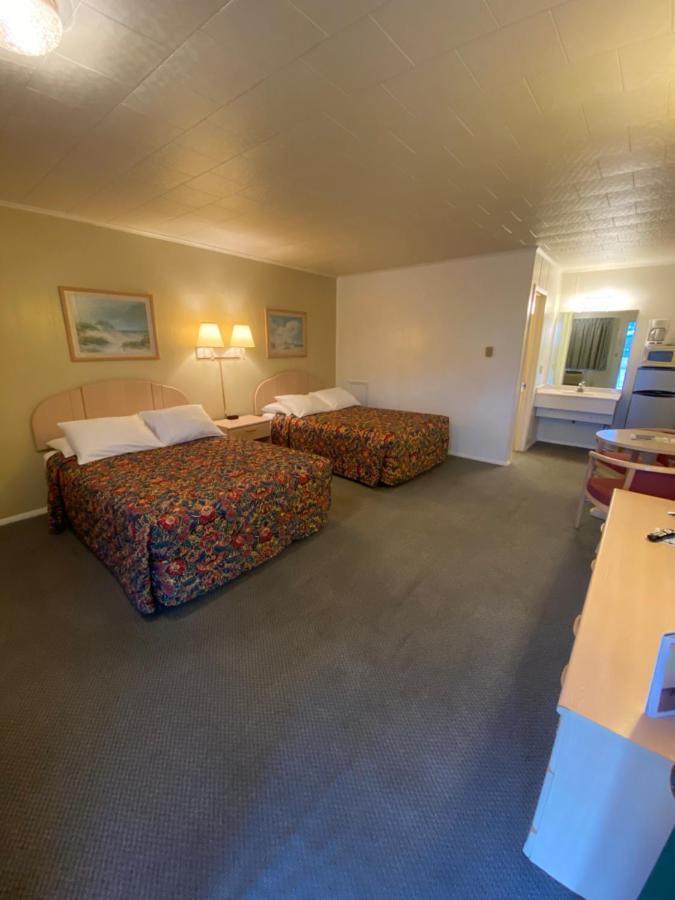 Birchwood Inn Чинкотиг Екстериор снимка