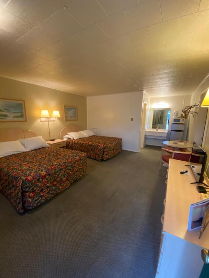 Birchwood Inn Чинкотиг Екстериор снимка