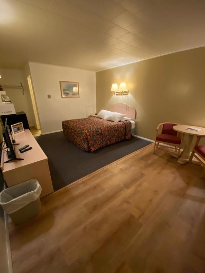 Birchwood Inn Чинкотиг Екстериор снимка